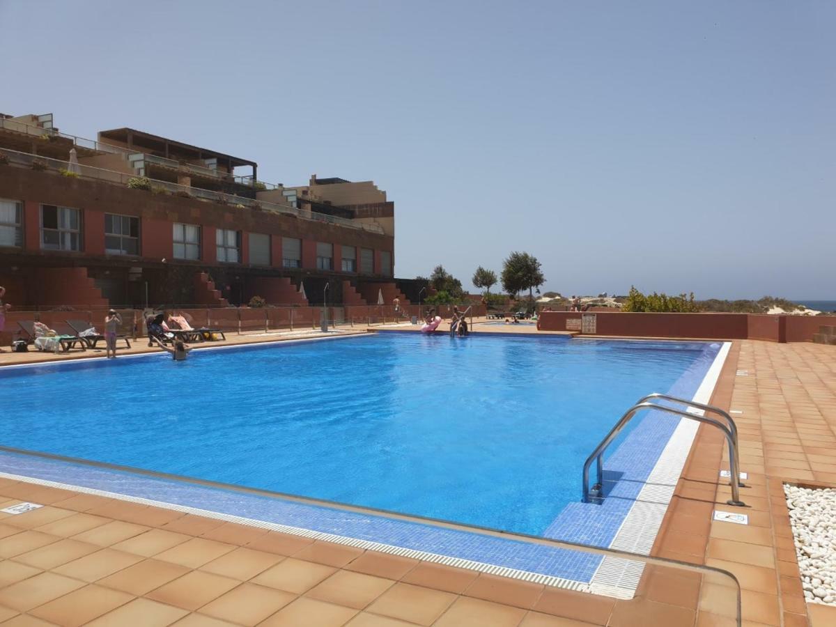Marfolin 11 Beach Front Apartment With Sea Views From Every Room Cotillo Kültér fotó